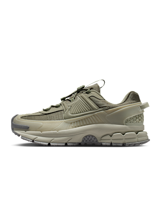 NIKE+ZOOM+VOMERO+ROAM.png